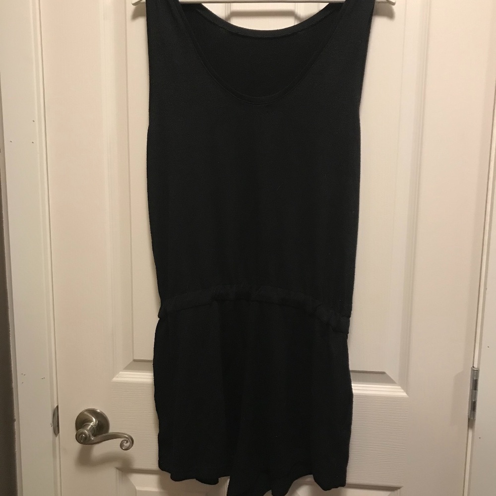 Gap Romper - Black M